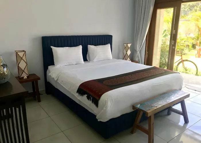 Villa Pintu Biru