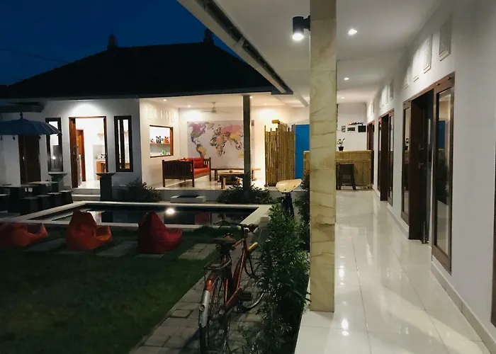 Pintu Biru Villa *